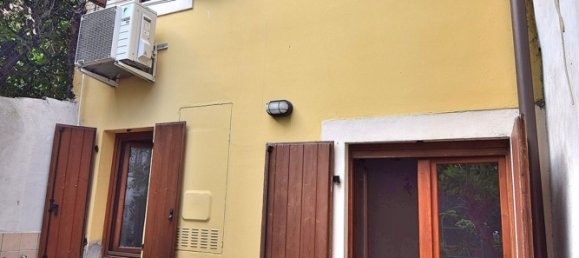 Дом с 4 комнатами в Верона, Италия № 276457 17