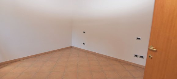 Дом с 4 комнатами в Верона, Италия № 276457 27