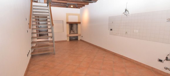 Дом с 4 комнатами в Верона, Италия № 276457 2