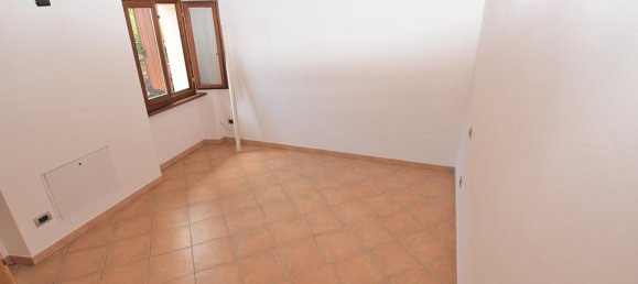 Дом с 4 комнатами в Верона, Италия № 276457 30