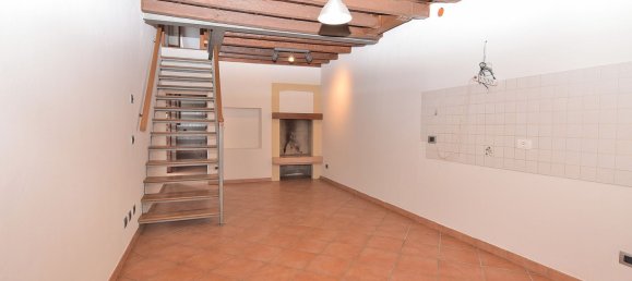 Дом с 4 комнатами в Верона, Италия № 276457 3