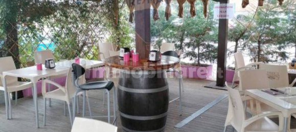 Propiedad comercial de 1 habitación en Dresano, Italy No. 108100 8