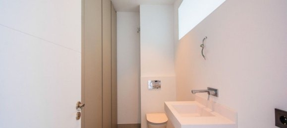 3 bedrooms Apartment in Marbella, Spain No. 147914 13