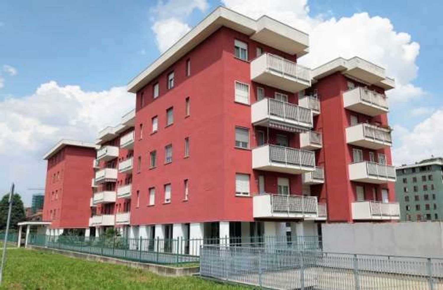 3 rooms Apartment in Garbagnate Milanese, Italy No. 219839