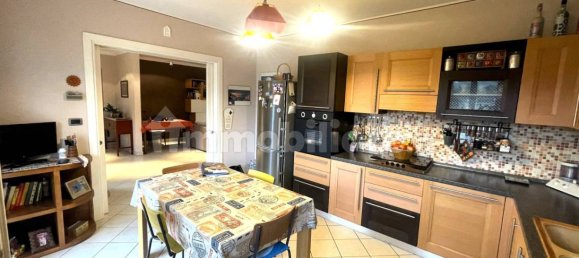 Apartamento de 3 dormitorios en Verzuolo, Italy No. 345877 14