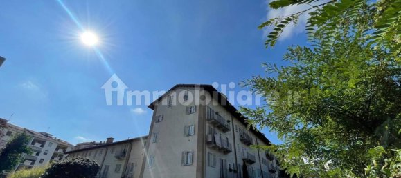 Apartamento de 3 dormitorios en Verzuolo, Italy No. 345877 3