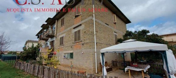 6 rooms Apartment in Cisterna di Latina, Italy No. 288675 9