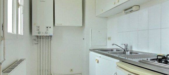 Квартира с 1 спальней в Ле Перрэ-ан-Ивелин, Франция № 167499 2