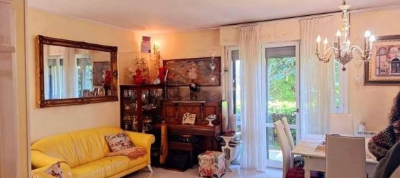 3 rooms Apartment in Desenzano del Garda, Italy No. 42295 16