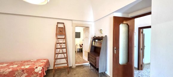 5 rooms House in Ceglie Messapica, Italy No. 144082 16