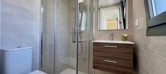 3 bedrooms Apartment in Alicante, Spain No. 289979 19