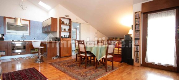 Пентхаус с 1 спальней в Верона, Италия № 142856 9