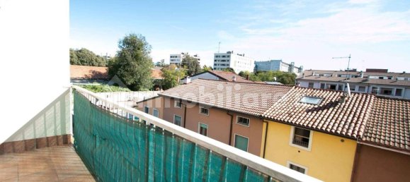 Пентхаус с 1 спальней в Верона, Италия № 142856 4