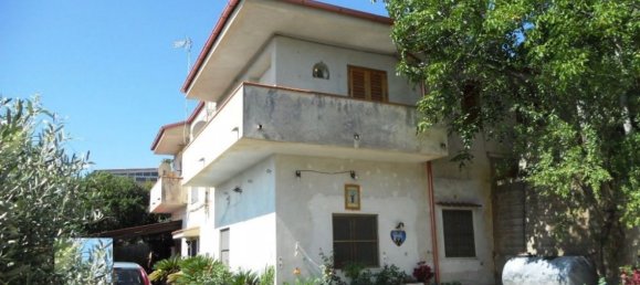 8-Zimmer Villa in Lamezia Terme, Italy, Nr. 201279 3