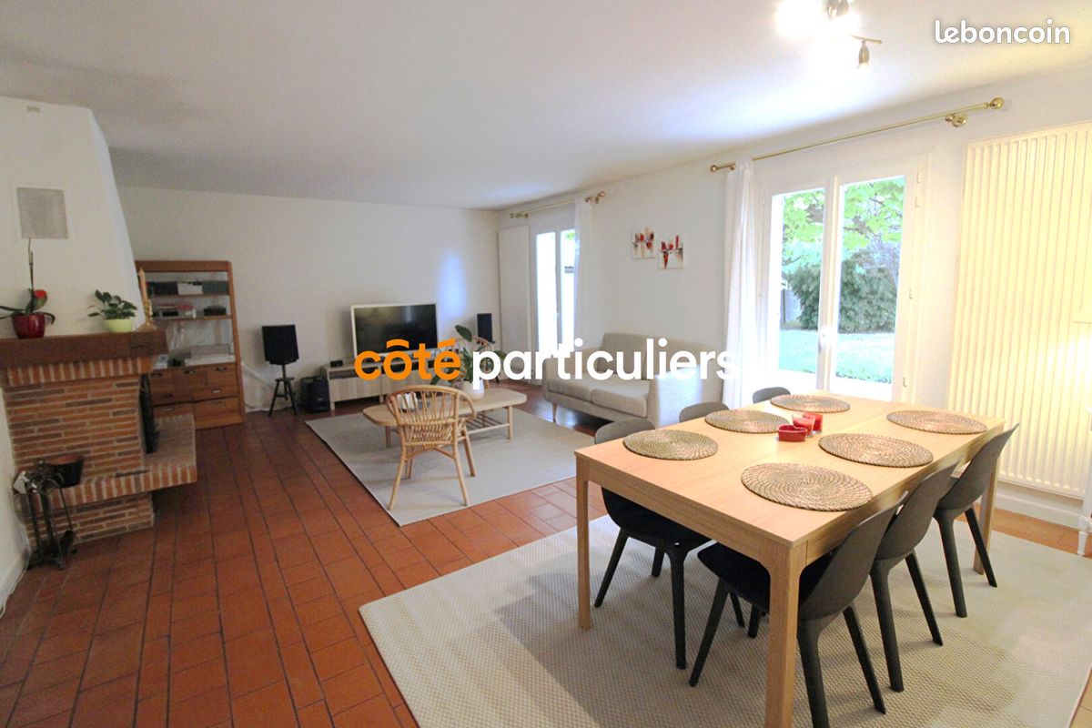 4 bedrooms House in Darvoy, France No. 42582