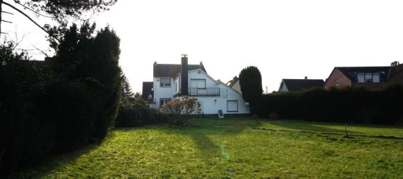 6 rooms Land in Dusseldorf, Germany No. 23168 4