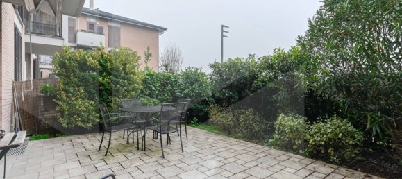 3-Zimmer Wohnung in San Donato Milanese, Italy, Nr. 23378 2