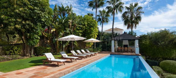 7 bedrooms House in La Quinta, Spain No. 40509 11