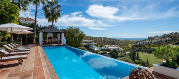 7 bedrooms House in La Quinta, Spain No. 40509 9