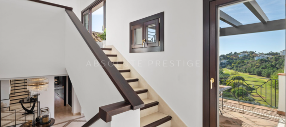 7 bedrooms House in La Quinta, Spain No. 40509 14