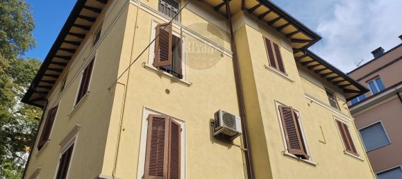 3 bedrooms Apartment in Modena, Italy No. 327428 11