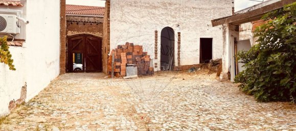 Casa T2 em Reguengos de Monsaraz, Portugal N.º 180389 2