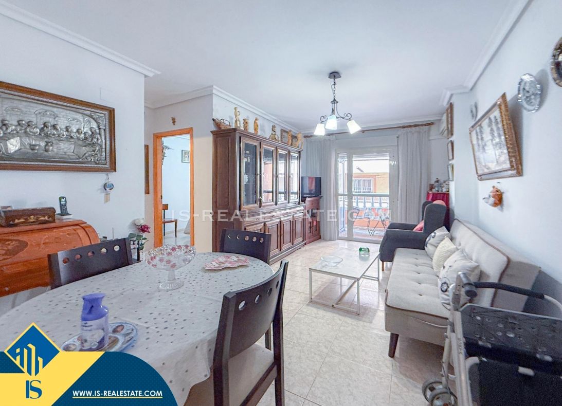 2 bedrooms Apartment in Torrevieja, Spain No. 260175