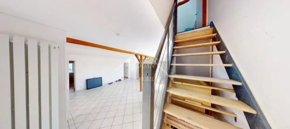 Casa de 3 dormitorios en Etroussat, France No. 44231 23