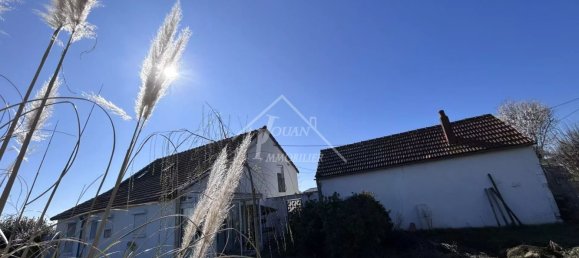 Casa de 3 dormitorios en Etroussat, France No. 44231 37