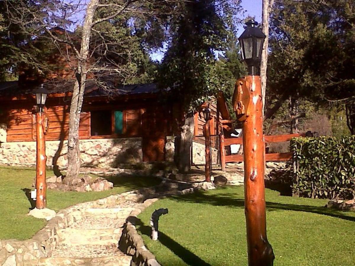 Hôtel à San Carlos de Bariloche, Argentina 250m² No. 24908