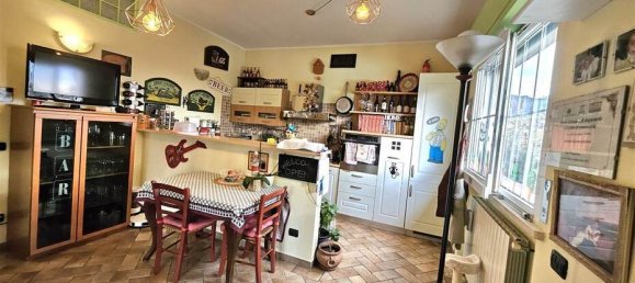 5 bedrooms Villa in Montignoso, Italy No. 237335 14