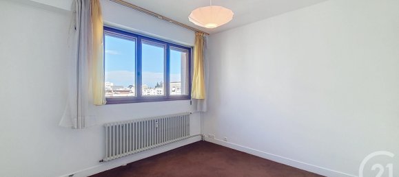 Квартира с 3 спальнями в Тур, Франция № 70367 7