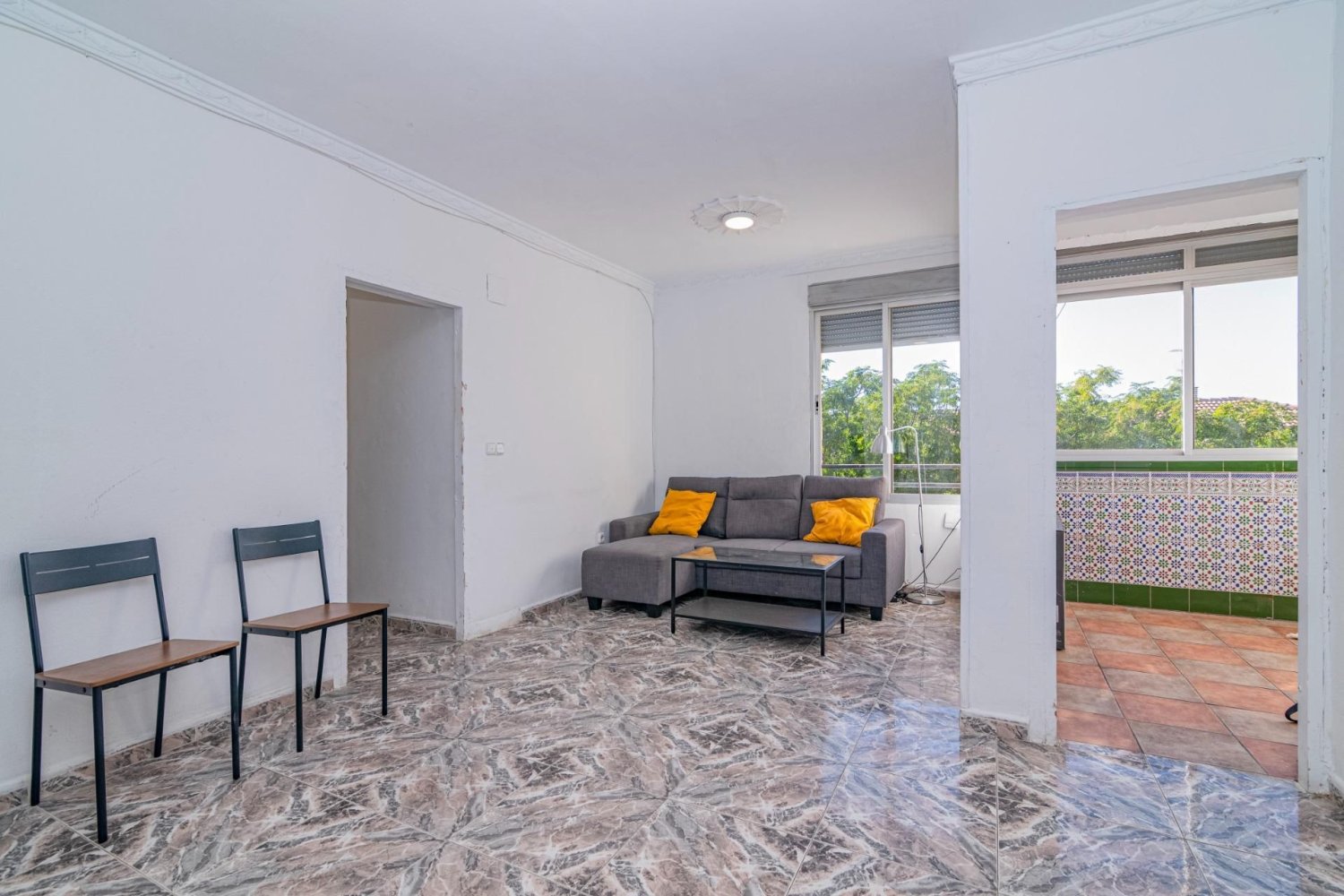 Apartamento de 3 dormitorios en Granada, Spain No. 273286