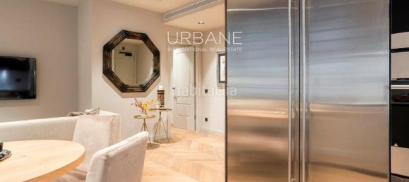 2 Schlafzimmer Wohnung in Ciutat Vella, Spain, Nr. 103365 8