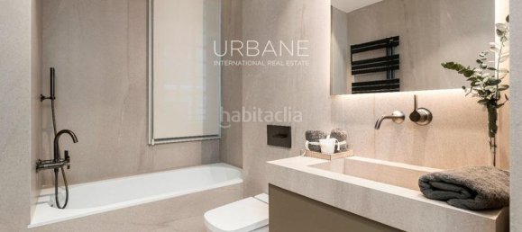 2 Schlafzimmer Wohnung in Ciutat Vella, Spain, Nr. 103365 13