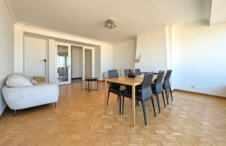 3 bedrooms Apartment in Avignon, France No. 355514