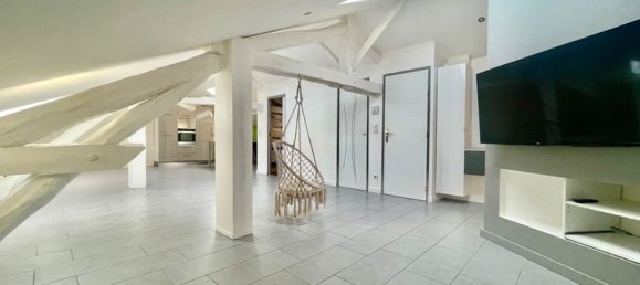 2 bedrooms Apartment in Roanne, France No. 198239 2