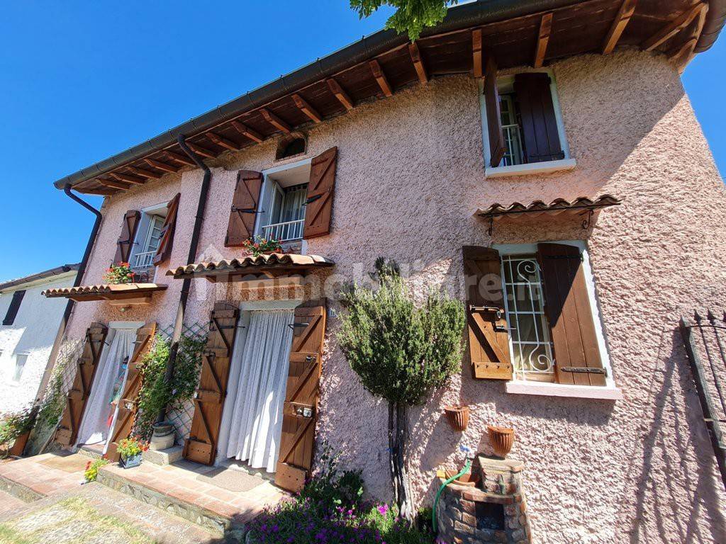 Дом с 3 спальнями в Вольпара, Италия № 196394