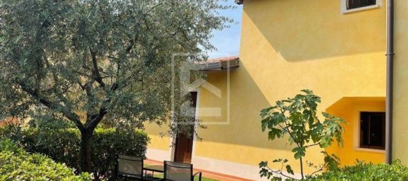 4 bedrooms House in Soiano del Lago, Italy No. 329056 4
