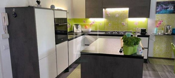 4 bedrooms House in Soiano del Lago, Italy No. 329056 11