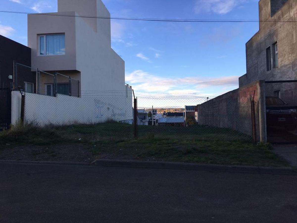  Land in Chubut, Argentina No. 32053