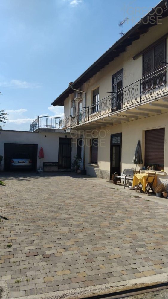 3 rooms Apartment in Solbiate Arno, Italy No. 262460