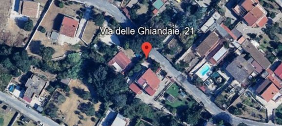 7 rooms Apartment in Aprilia, Italy No. 229300 3