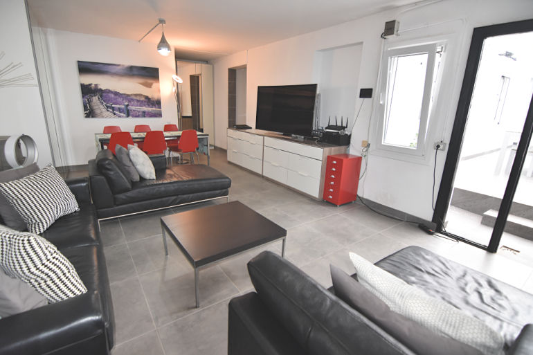 Casa de 5 dormitorios en San Bartolome De Tirajana, Spain No. 67984