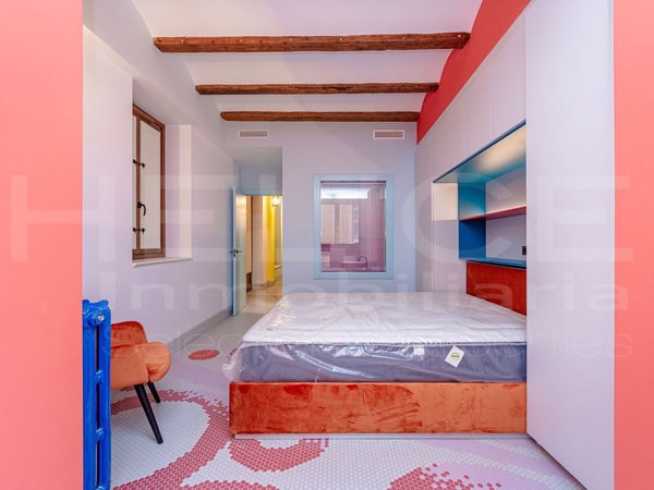 Edifício em Valencia, Spain 475 m² N.º 109531