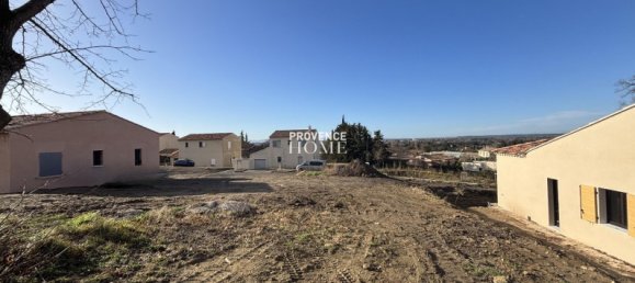 Terreno em L'Isle-sur-la-Sorgue, France N.º 112779 2