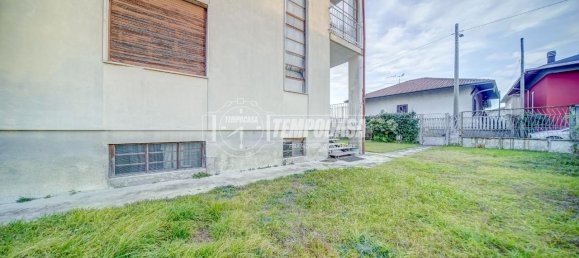 5 rooms Villa in Fagnano Olona, Italy No. 89155 29
