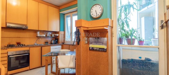 5 rooms Apartment in Milan, Italy No. 336963 16