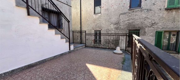 2-Zimmer Wohnung in Travedona-Monate, Italy, Nr. 262463 10