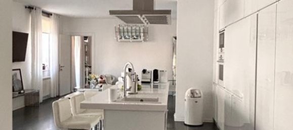 Apartamento T3 em Sabail, Azerbaijan N.º 1125 4